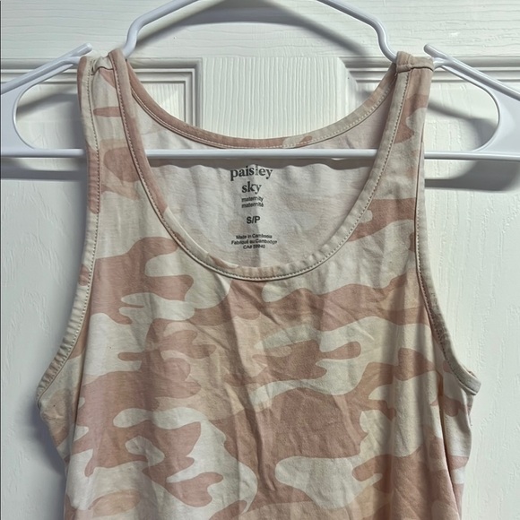 Paisley Sky Pink Camo Maternity Ruched Sleeveless Tank Top - Picture 3 of 4